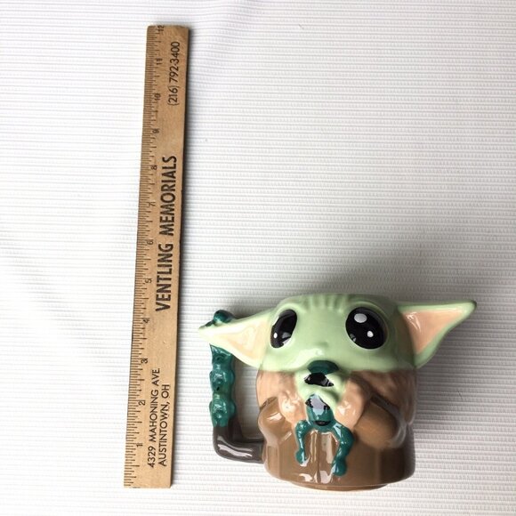 Star Wars The Mandalorian Grogu Child Baby Yoda Sculpted 3D Ceramic Mug Disney - Picture 12 of 12